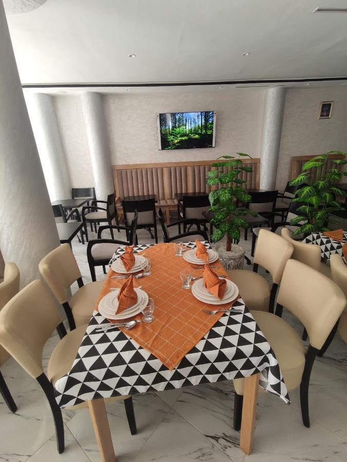 Hotel Castiya М'Дик Екстериор снимка