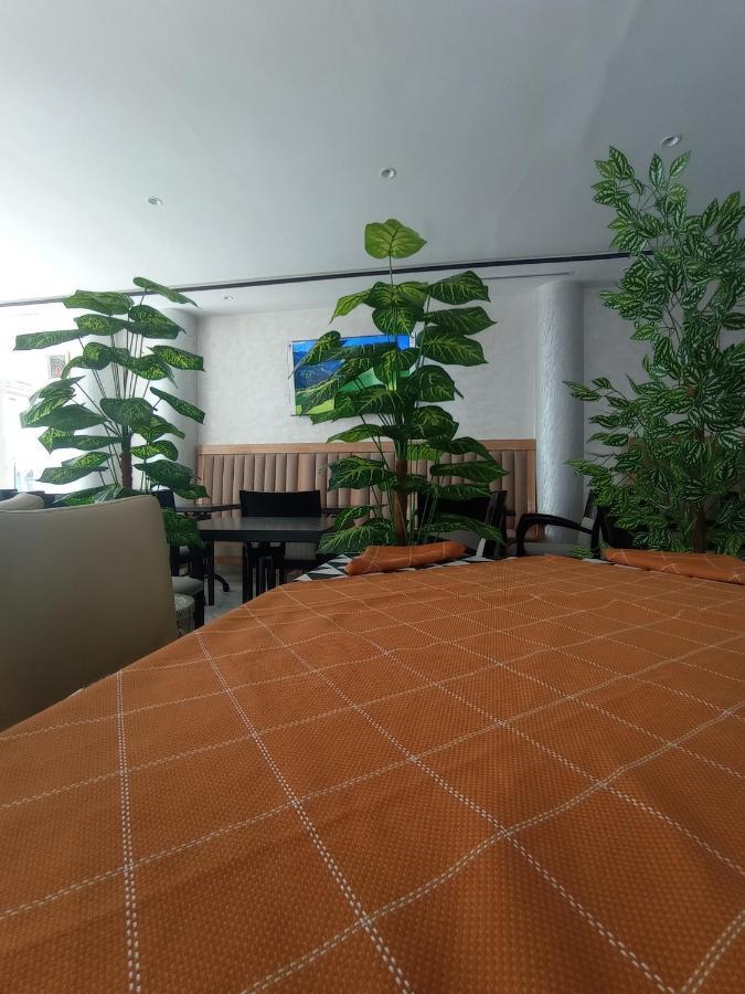 Hotel Castiya М'Дик Екстериор снимка