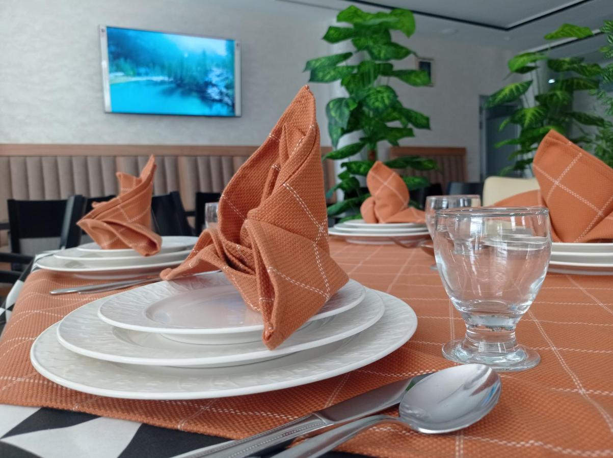 Hotel Castiya М'Дик Екстериор снимка